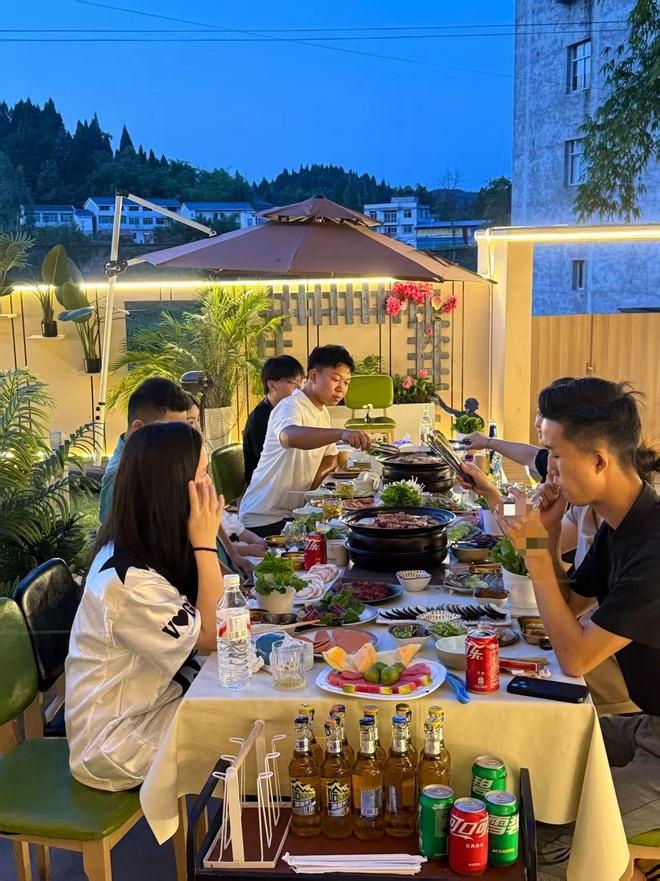 物流提速！渠县县域商业焕发新活力ky开元棋牌品牌下沉 服务升级(图5)